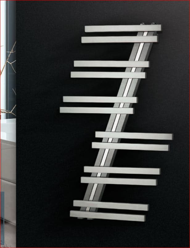 Insignia RVS schuine designradiator
